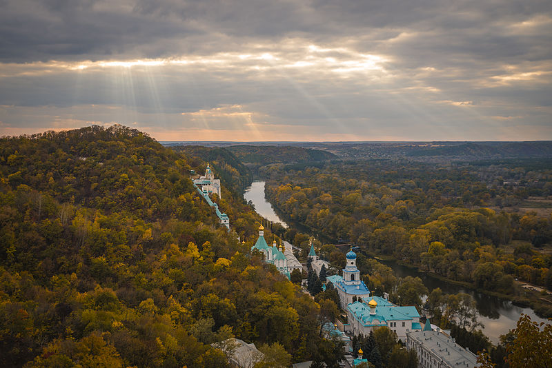 Svjatogorsk,_Lavra_3