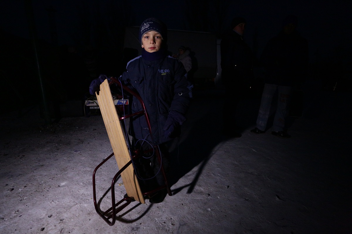 7 y.o. Slava came to the heating point in Avdiivka with mother, 31 January, copyright UNICEF, Oleksiy Filippov