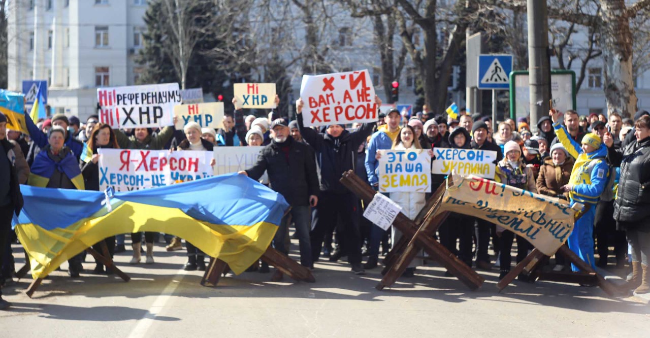 «Небезпечно показувати, що ти українець» | Громадський Простір