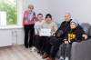 Фото надано НЕФКО - Світлана з Красногорівки евакуювалася до Чернівців разом зі своїми двома дітьми та батьками у 2022 році