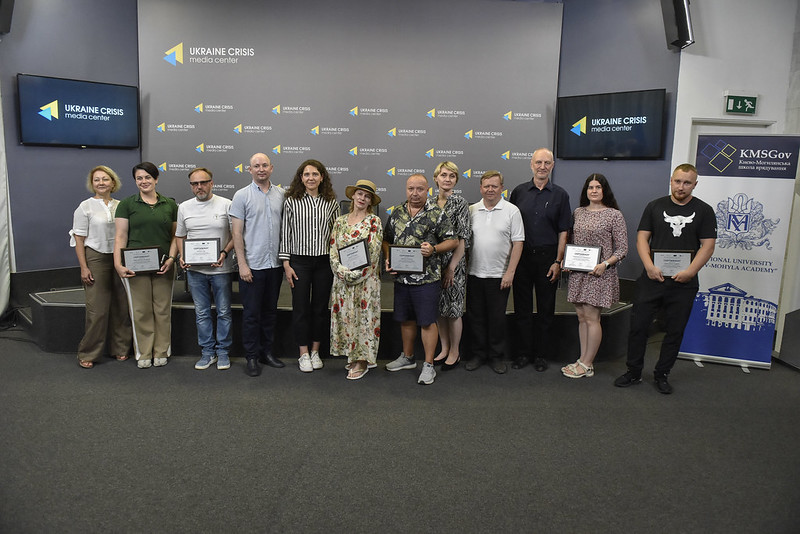 Підсумкова зустріч програми та вручення сертифікатів випускникам/-цям (2024)